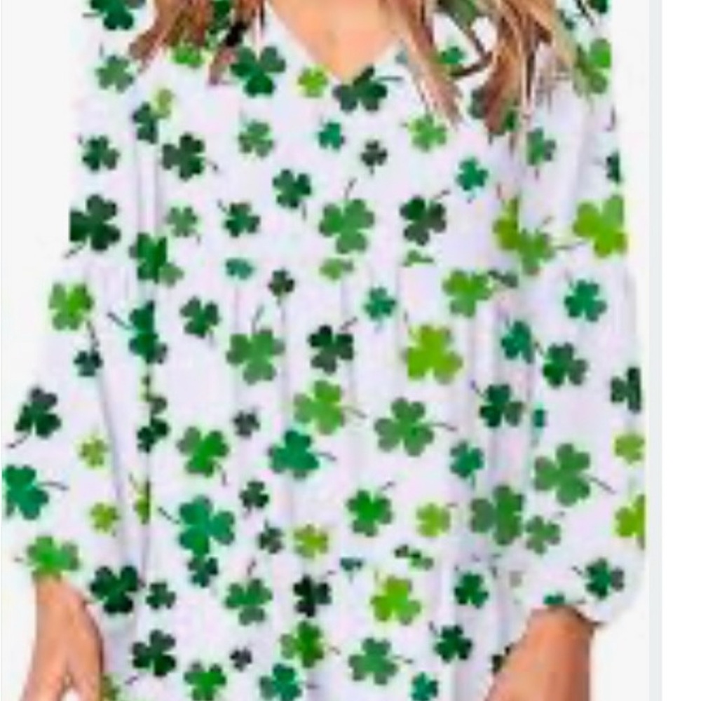 Elegant Green Clover Print Long Sleeve Dress